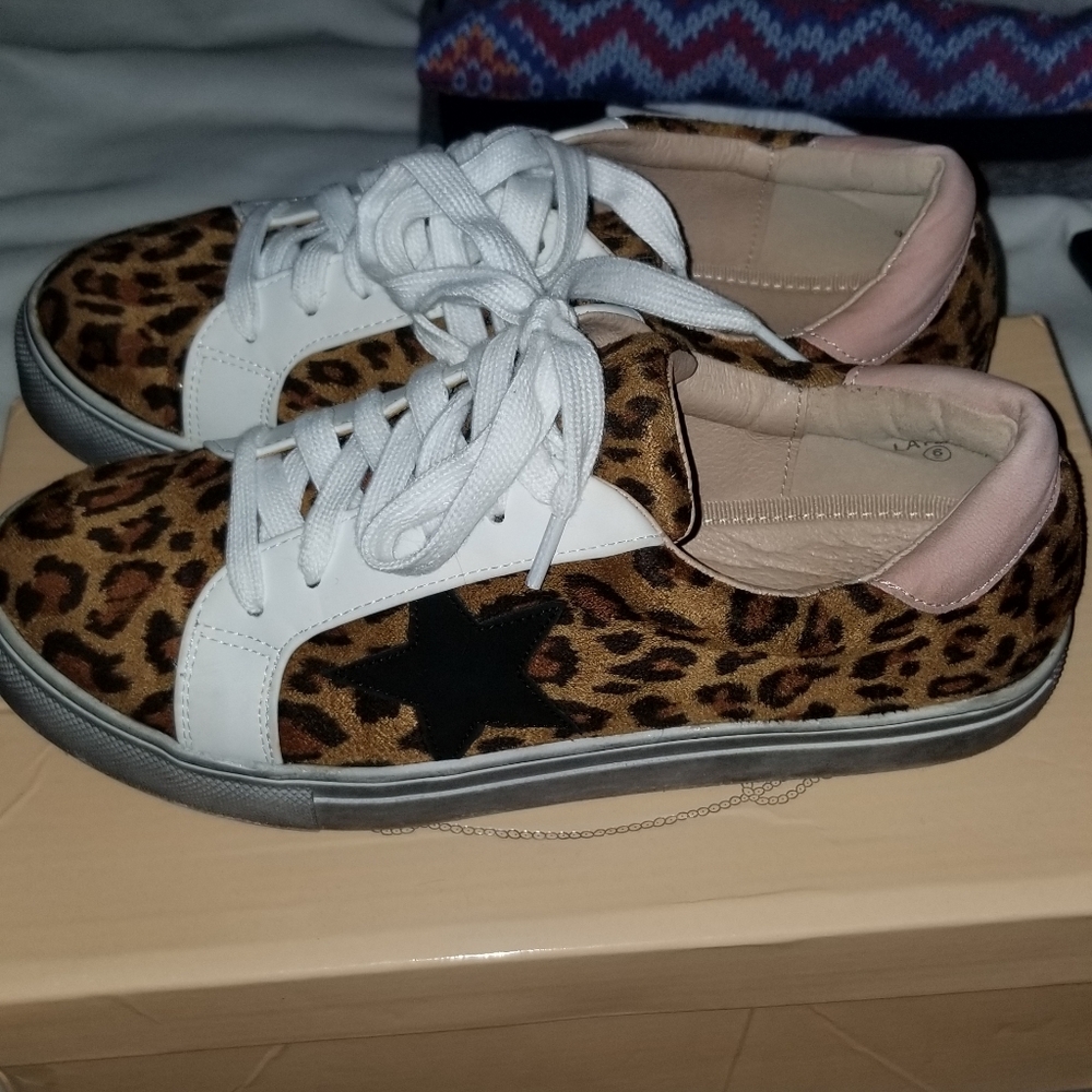 Sheisboutique leopard print casual shoe